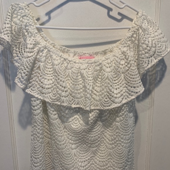Lilly Pulitzer Tops - Lilly Pulitzer Lace Off the Shoulder top Lilly Pulitzer Tops - Lilly Pulitzer Lace Off the Shoulder top